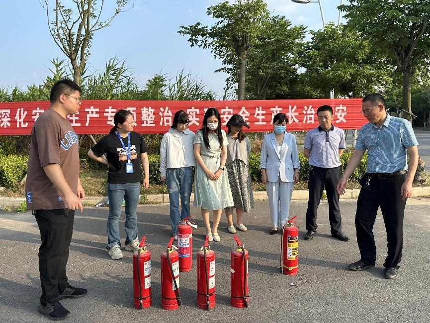 法務風控部:積極開展“安全生產月”普法宣傳等活動.jpg